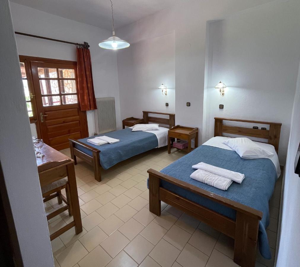 To Exari Hotel Omalos
